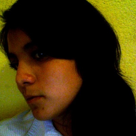 Lola Aguilar Photo 5