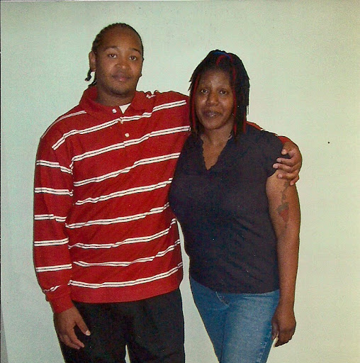 Angela Brookins Photo 6