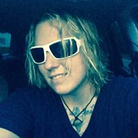 Megan Robbins Photo 38