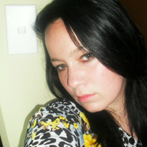 Michele Matthews Photo 26