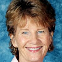 Leslie Christian Photo 22