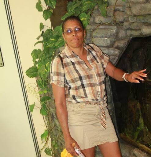 Cheryl Simon Photo 23