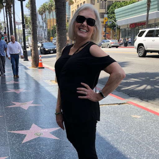 Donna Miles Photo 27