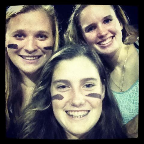 Elizabeth Barber Photo 11