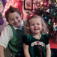 Elizabeth Hallman Photo 10