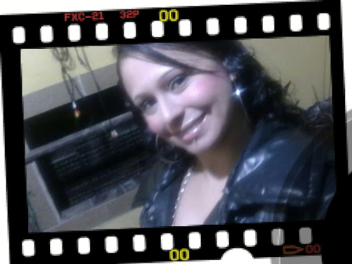 Angela Vargas Photo 9
