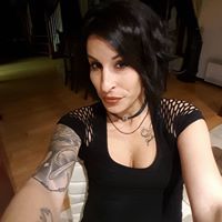 Tracy Medeiros Photo 13