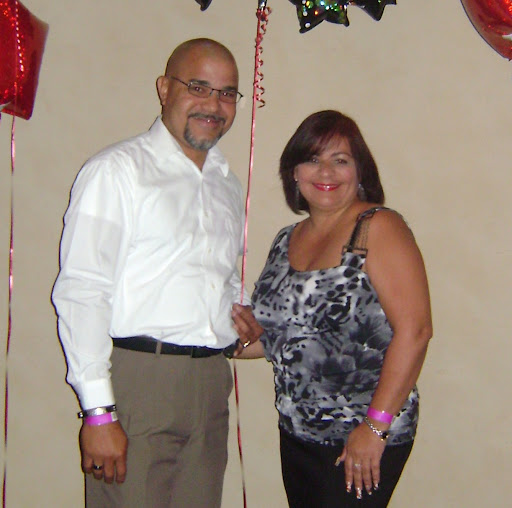 Elizabeth Figueroa Photo 33