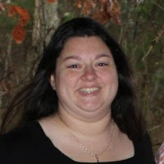 Stephanie Waters Photo 34