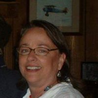 Melanie Hart Photo 18
