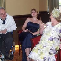 Roger Cox Photo 33