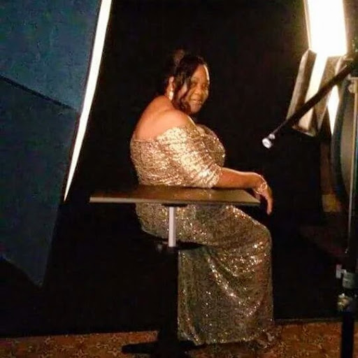Joyce Bailey Photo 19