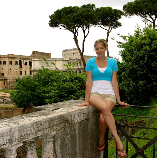 Sarah Winslow Photo 22