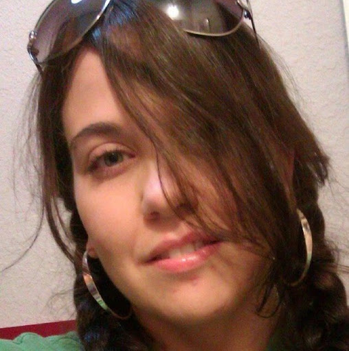 Stephanie Bain Photo 6