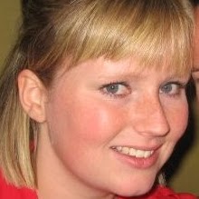 Lauren Groves Photo 17