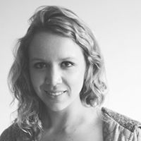 Rebecca Cameron Photo 18