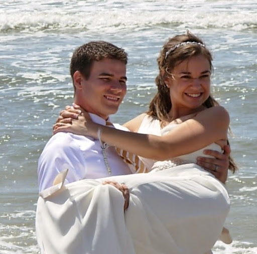 Anna Daugherty Photo 27