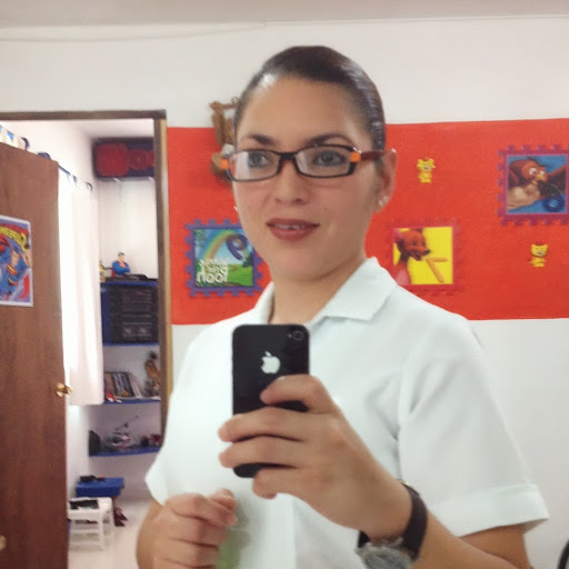 Erika Alcocer Photo 2