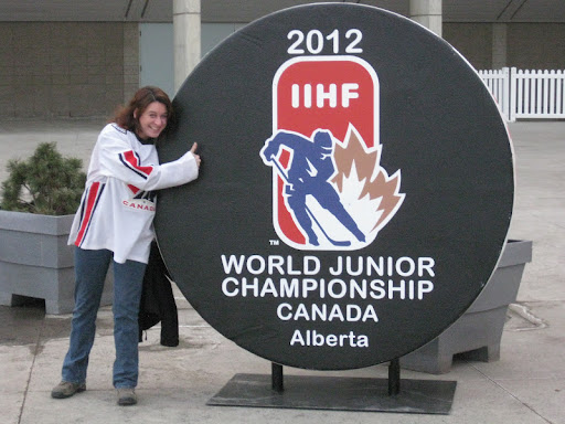 Christine Lang Photo 23