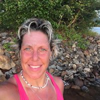 Kelley Reid Photo 16