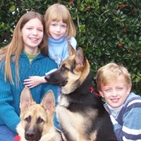 Elizabeth Aldridge Photo 19