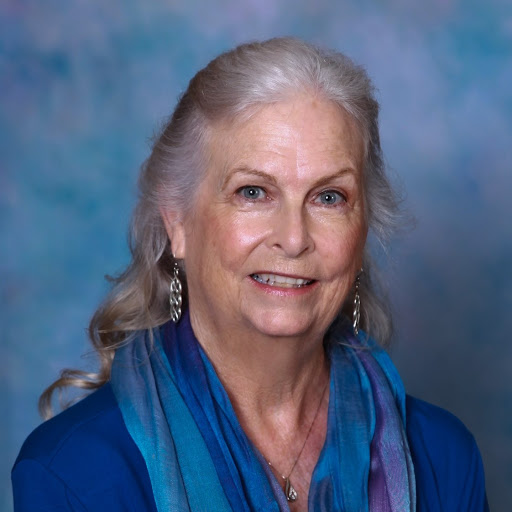 Lynn Carter Photo 37