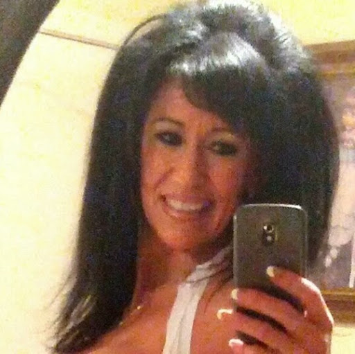 Tina Richardson Photo 39