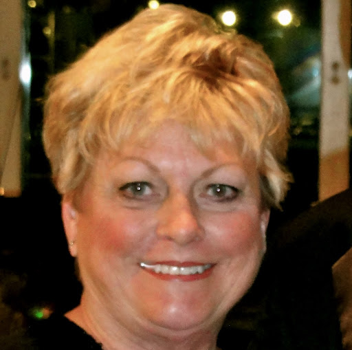 Donna Wozniak Photo 16