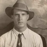 Roger Lindsey Photo 13