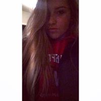 Leah Burgess Photo 13