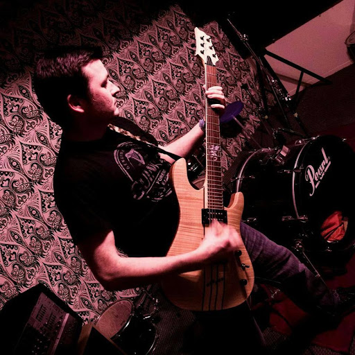 Ben Riley Photo 25