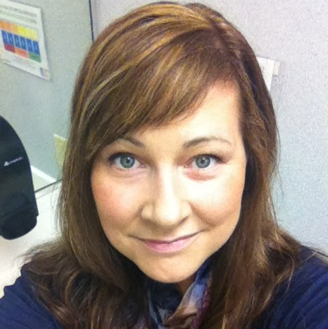 Shelley Elliott Photo 3
