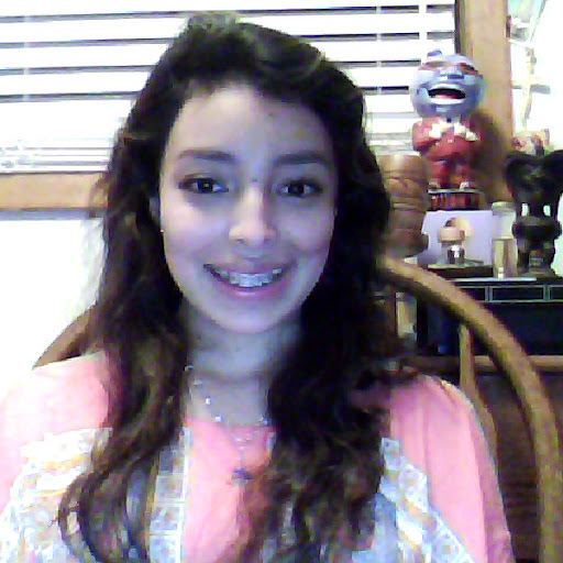Michelle Moreno Photo 15