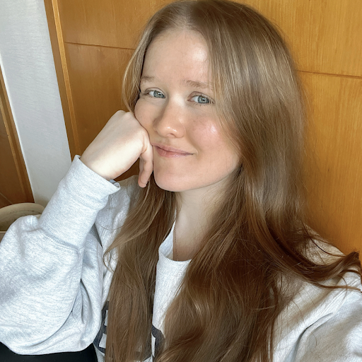 Eleanor Dunn Photo 35