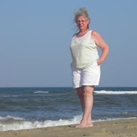 Connie Thomas Photo 16