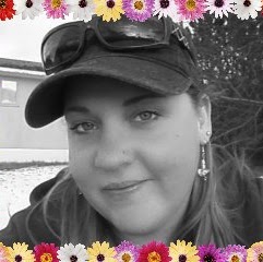 Melissa Jones Photo 35
