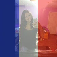 Emily Hackett Photo 15