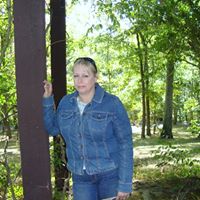 Julia Weems Photo 5