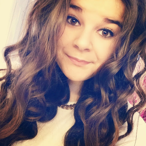 Charlotte Foster Photo 38
