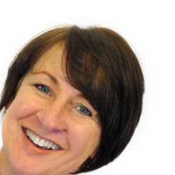 Claire Cowan Photo 25