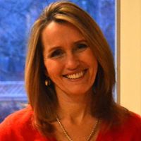 Robin Barrett Photo 15