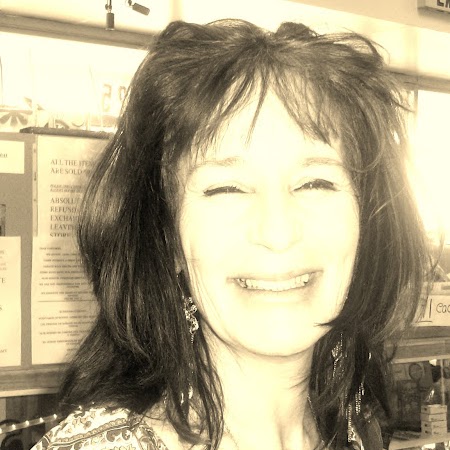 Colleen Ford Photo 21
