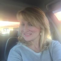 Laurie Harvey Photo 45