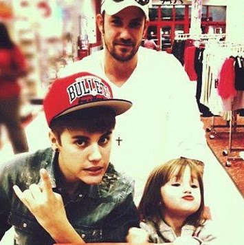 Lily Roberts Photo 9