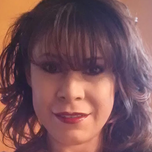 Veronica Gonzales Photo 12