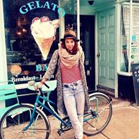 Julia Mclellan Photo 16