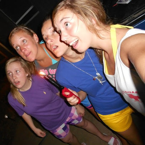 Victoria Melton Photo 20