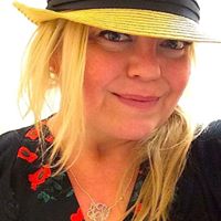 Tracy Waugh Photo 15