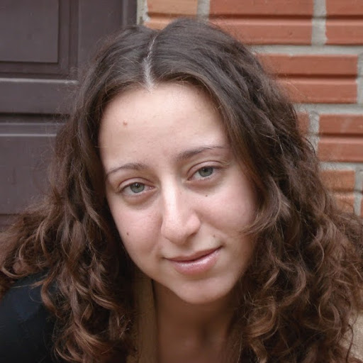 Amanda Molina Photo 15