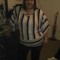 Carolyn Harris Photo 40